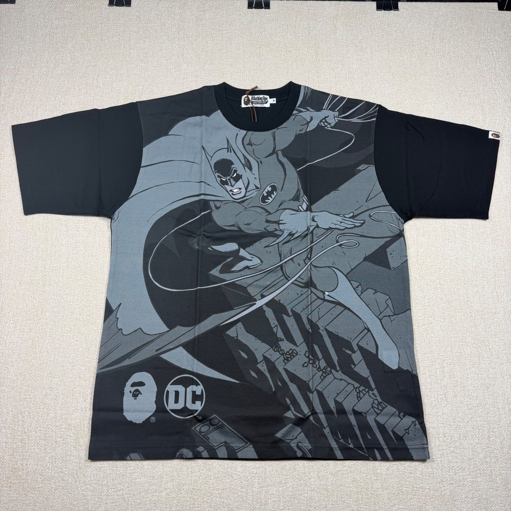 BAPE x DC Comics Batman Graphic T-Shirt Mens Black Short Sleeve Crewneck Medium